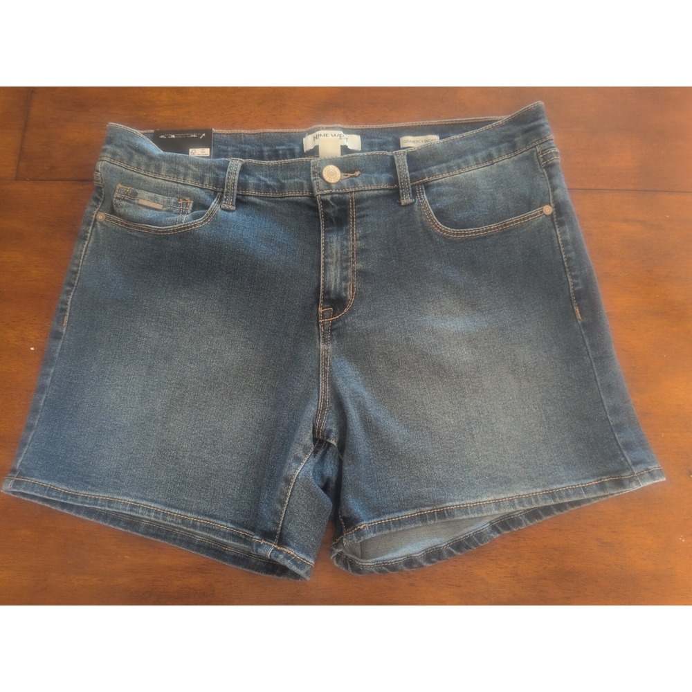 Womens Gramercy Stone Wash Denim Stretch Jean Shorts Nine West Size 8 /29 NEW